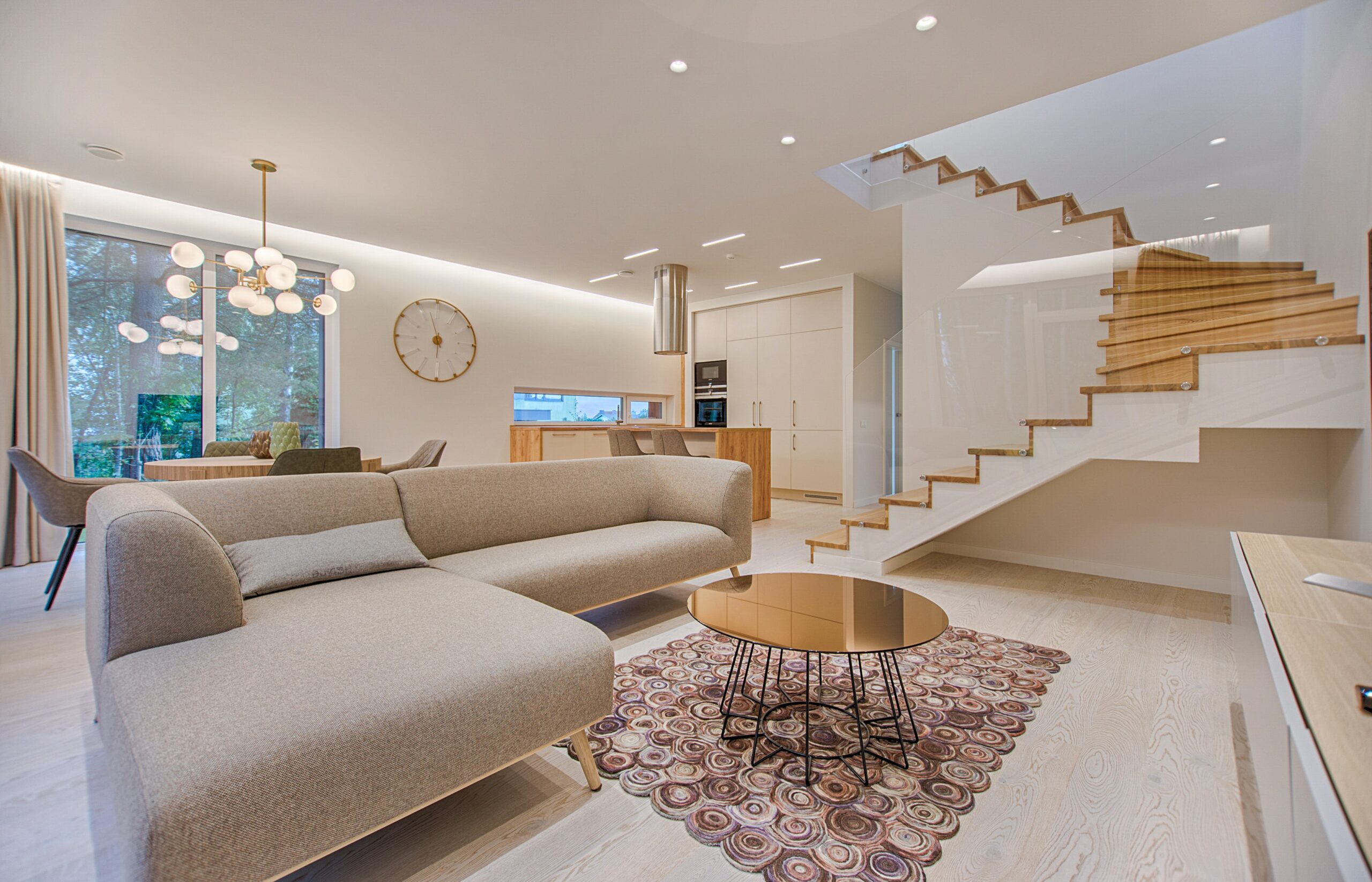 Reorganice los muebles